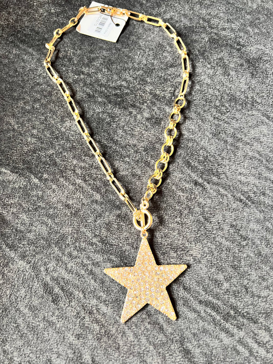 Necklace gold star