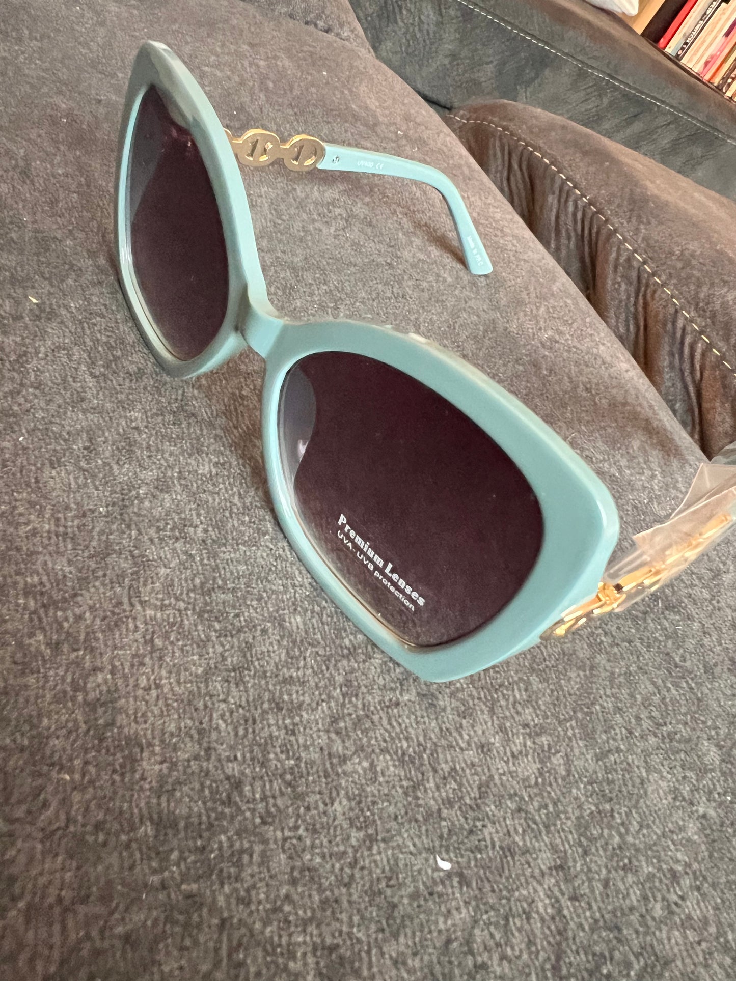 Sunglasses statement blue